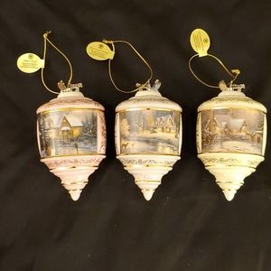 Thomas Kinkade Heirloom Glass Ornaments ser#68414